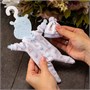 Комплект Magic Manufactory МАЛЕНЬКИЙ ЖИРАФ для куклы 19 см 01191359986
