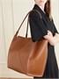 Сумка-тоут из кожи The Victoria Soft от VICTORIA BECKHAM, коричневый 47338232