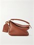 Легкая сумка через плечо Puzzle mini из текстурированной кожи LOEWE, коричневый 47344598