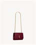 NEW KATE малый из лакированной кожи с тиснением под крокодила SAINT LAURENT, бордовый 47363510