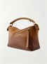 Маленькая сумка на плечо Puzzle Edge из лакированного нубука LOEWE, коричневый 47350806