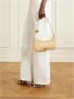 Замшевая сумка на плечо Le Bisou Perle с тиснением под крокодила и отделкой из кожи JACQUEMUS, бежевый 47344709