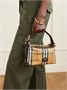 Сумка через плечо из канваса с покрытием в клетку, отделанная кожей BURBERRY, бежевый 47357365