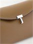 Клатч T-Lock из текстурированной кожи TOTEME, хаки 47323638