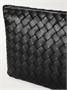 Средняя кожаная сумка-клатч intrecciato BOTTEGA VENETA, черный 47323802