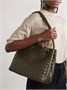 Andiamo средняя сумка из плетеной кожи Intrecciato BOTTEGA VENETA, зеленый 47338110
