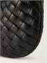 Кожаная наплечная сумка Veneta Baby Intrecciato BOTTEGA VENETA, черный 47345821