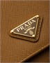 Кошелек из сафьяновой кожи с плечевым ремнем Prada, коричневый 47355351