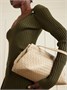 Плечевая сумка из кожи Intrecciato BOTTEGA VENETA, белый 47345547