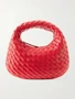Сумка на плечо Veneta Baby Intrecciato из кожи BOTTEGA VENETA, красный 47346235