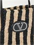 Небольшая сумка-ведро из полосатой рафии VLogo Signature с кожаной отделкой VALENTINO GARAVANI, черный 47353301