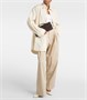 Клатч Andiamo Intrecciato из кожи Bottega Veneta, Fondant-M Brass 25641520