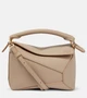 Кожаная сумка через плечо Puzzle Edge Mini Loewe, коричневый 2090484