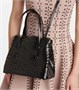 Кожаная сумка-тоут Le Mina 25 Vienne Wave Alaïa, черный 2115070