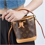 LOUIS VUITTON Сумка 27973506