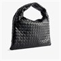 Сумка-Хобо из кожи Intrecciato-Weave среднего размера Bottega Veneta, черный 17513118