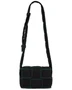 Сумка Small Padded Cassette Bottega Veneta, цвет Black & Parakeet 20095090