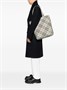 Burberry сумка-тоут с вышивкой Equestrian Knight, нейтральный цвет 15833441