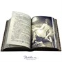 Подарочная книга с иллюстрациями «Мастер и Маргарита» 1048391724