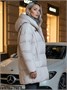 Куртка двубортная женская зимняя с капюшоном бежевого цвета 7736B 1343123954