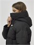 Куртка зимняя женская с капюшоном удлиненная стеганная черного цвета 9637Ch 1621841366