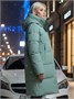 Куртка зимняя женская с капюшоном удлиненная стеганная зеленого цвета 9629Z 655620123
