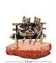 AM-1054 Фигурка «Коты Пара с котятами» (латунь, янтарь) 1682379269